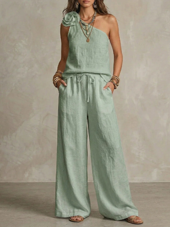 Elegant Bicolor Set - Sleeveless Shirt and Pants